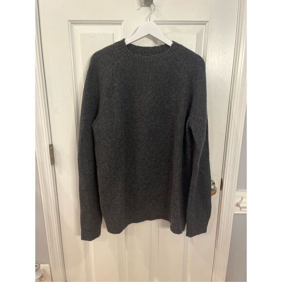 Banana Republic Gray Soft Cozy Wool & Acrylic Crew Neck Sweater LT - Picture 1 of 6